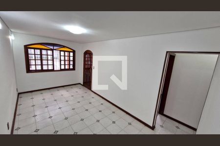 Casa à venda com 3 quartos, 123m² em Conjunto Residencial Butanta, São Paulo