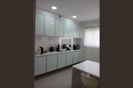 COZINHA de casa à venda com 3 quartos, 398m² em Vila Bertioga, São Paulo