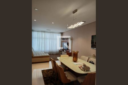 SALA de casa à venda com 3 quartos, 398m² em Vila Bertioga, São Paulo