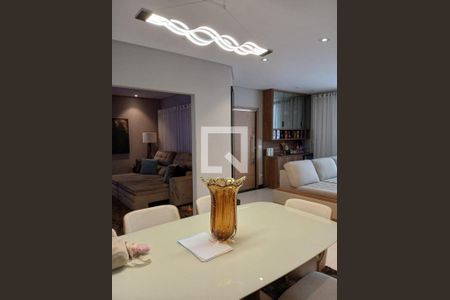 SALA de casa à venda com 3 quartos, 398m² em Vila Bertioga, São Paulo