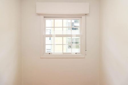Quarto de Serviço de apartamento à venda com 3 quartos, 230m² em Higienópolis, São Paulo