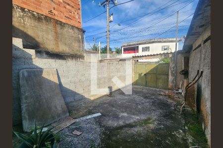 Garagem de casa para alugar com 2 quartos, 65m² em Luiz Caçador, São Gonçalo