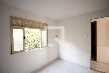 Quarto 2 de casa para alugar com 2 quartos, 65m² em Luiz Caçador, São Gonçalo