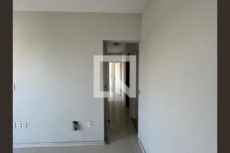 Corredor de apartamento à venda com 2 quartos, 68m² em Todos Os Santos, Rio de Janeiro