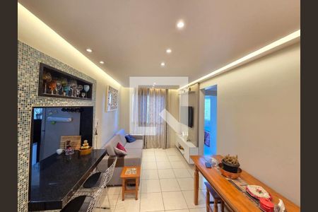 Foto 01 de apartamento à venda com 3 quartos, 70m² em Cenaculo, Belo Horizonte