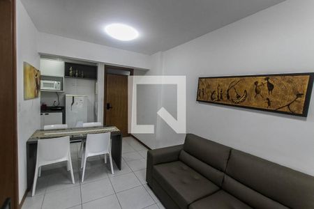 Sala de apartamento para alugar com 3 quartos, 51m² em Caminho das Árvores, Salvador