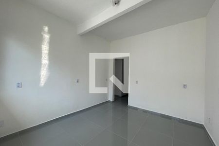 Sala de casa para alugar com 2 quartos, 65m² em Vila Paula, Duque de Caxias