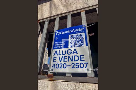 Placa Instalada na Fachada de casa à venda com 3 quartos, 260m² em Vila Tibiriçá, Santo André