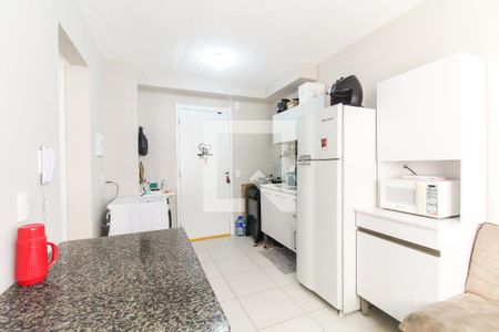Sala/Cozinha de apartamento para alugar com 2 quartos, 32m² em Fazenda Aricanduva, São Paulo