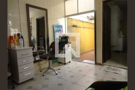 Casa à venda com 2 quartos, 77m² em Interlagos, São Paulo