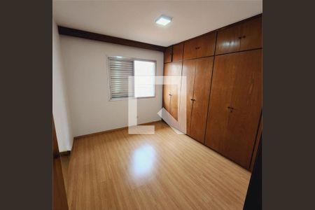 Casa à venda com 3 quartos, 152m² em Interlagos, São Paulo