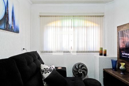 Sala de TV de casa à venda com 3 quartos, 270m² em Jardim Monte Alegre, São Paulo