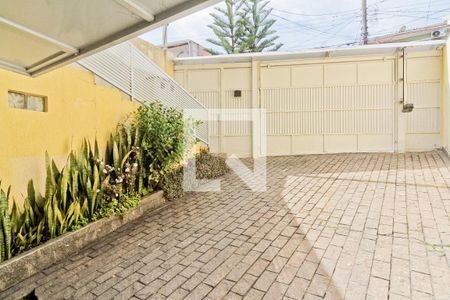 Garagem de casa à venda com 3 quartos, 270m² em Jardim Monte Alegre, São Paulo