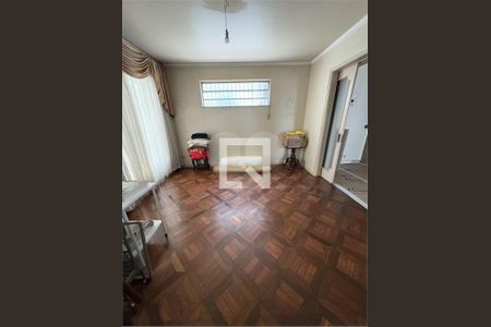 Casa à venda com 6 quartos, 360m² em Vila Nova Conceição, São Paulo