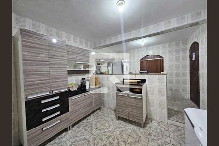 Casa à venda com 4 quartos, 139m² em Parque dos Bancarios, São Paulo