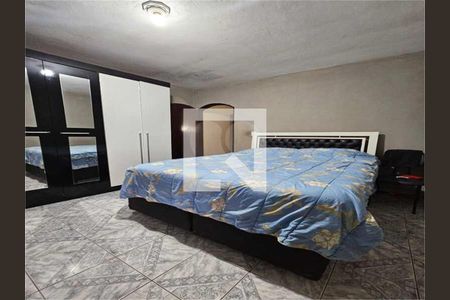 Casa à venda com 4 quartos, 139m² em Parque dos Bancarios, São Paulo