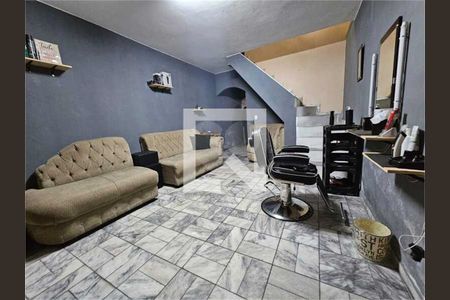 Casa à venda com 4 quartos, 139m² em Parque dos Bancarios, São Paulo