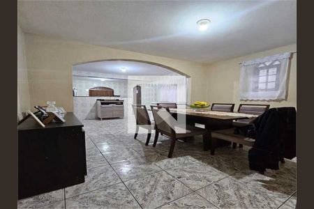 Casa à venda com 4 quartos, 139m² em Parque dos Bancarios, São Paulo