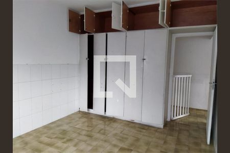 Casa à venda com 5 quartos, 188m² em Vila Guarani, São Paulo