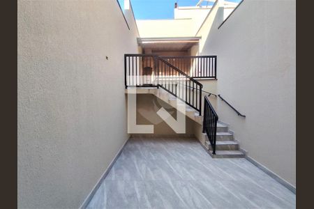 Casa à venda com 3 quartos, 125m² em São Lucas, São Paulo