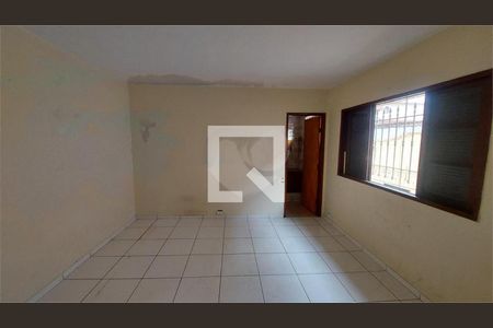 Casa à venda com 4 quartos, 270m² em Vila Guarani (Zona Sul), São Paulo