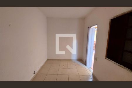 Casa à venda com 4 quartos, 270m² em Vila Guarani (Zona Sul), São Paulo