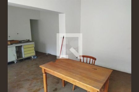 Casa à venda com 4 quartos, 226m² em Jabaquara, São Paulo