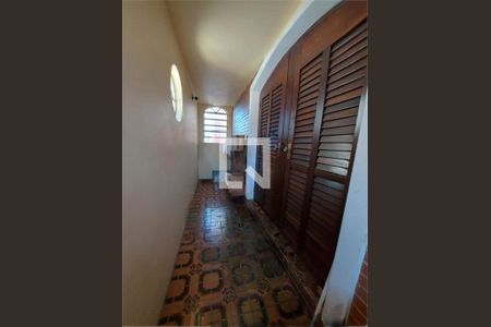 Casa à venda com 4 quartos, 140m² em Campo Belo, São Paulo