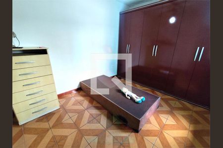 Casa à venda com 5 quartos, 125m² em Vila Central, São Paulo