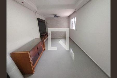 Casa à venda com 5 quartos, 300m² em Parque São Lucas, São Paulo