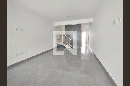 Casa à venda com 3 quartos, 115m² em Vila Cleonice, São Paulo