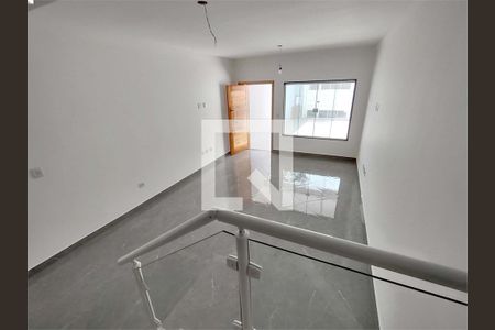 Casa à venda com 3 quartos, 115m² em Vila Cleonice, São Paulo