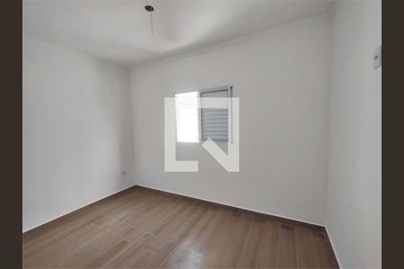 Casa à venda com 3 quartos, 115m² em Vila Cleonice, São Paulo