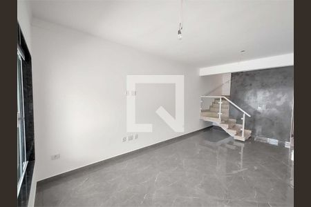 Casa à venda com 3 quartos, 115m² em Vila Cleonice, São Paulo