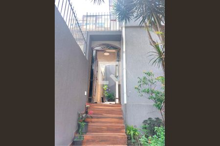 Casa à venda com 3 quartos, 117m² em Vila Matilde, São Paulo