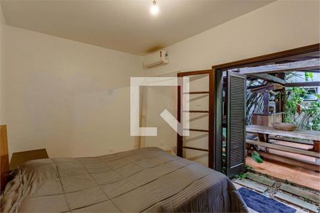 Casa à venda com 4 quartos, 471m² em Vila Clementino, São Paulo