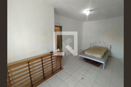 Casa à venda com 3 quartos, 200m² em Vila Celeste, São Paulo