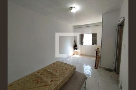 Casa à venda com 3 quartos, 200m² em Vila Celeste, São Paulo