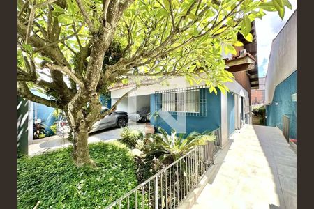 Casa à venda com 4 quartos, 228m² em Jardim Jussara, São Paulo