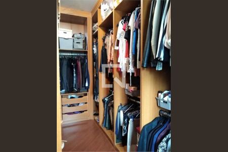 Casa à venda com 3 quartos, 380m² em City Bussocaba, Osasco