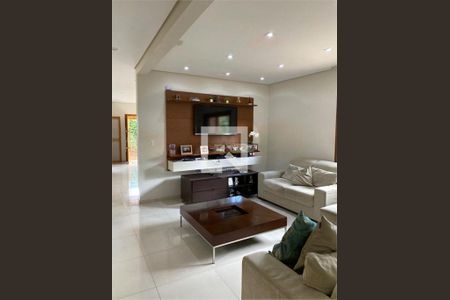 Casa à venda com 4 quartos, 345m² em Jardim Leonor Mendes de Barros, São Paulo