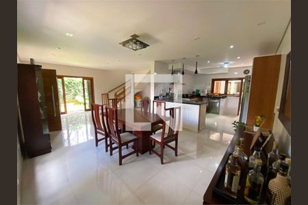 Casa à venda com 4 quartos, 345m² em Jardim Leonor Mendes de Barros, São Paulo