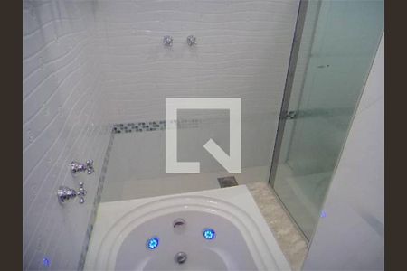 Casa à venda com 3 quartos, 246m² em Parque Edu Chaves, São Paulo