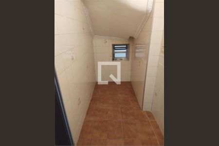 Casa à venda com 3 quartos, 154m² em Vila Liviero, São Paulo