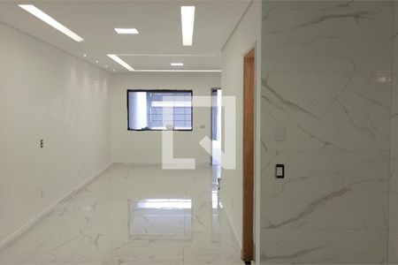 Casa à venda com 3 quartos, 134m² em Vila Granada, São Paulo