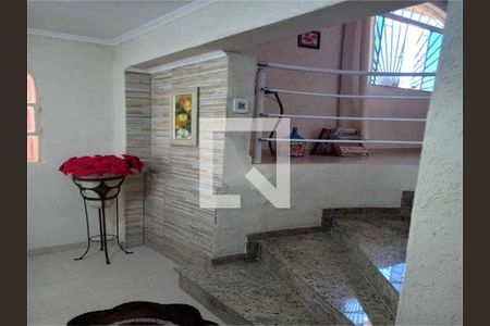 Casa à venda com 2 quartos, 210m² em Vila Metalúrgica, Santo André