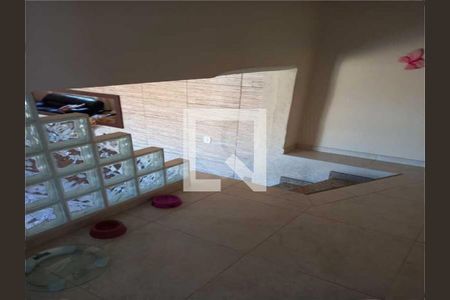 Casa à venda com 2 quartos, 210m² em Vila Metalúrgica, Santo André