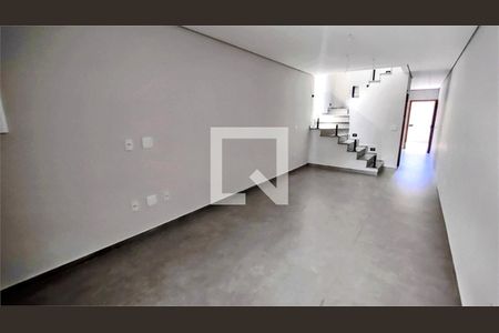Casa à venda com 3 quartos, 130m² em Jardim Penha, São Paulo