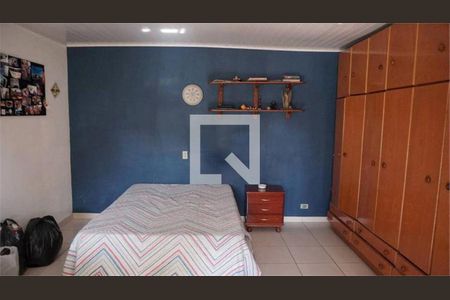 Casa à venda com 4 quartos, 250m² em Vila Floresta, Santo André