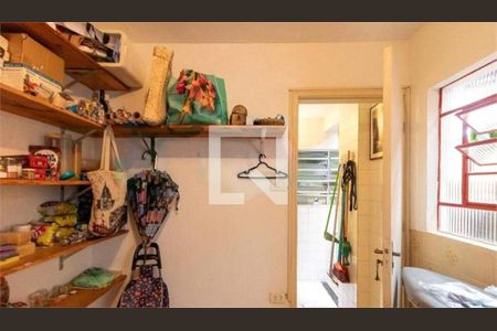 Casa à venda com 4 quartos, 250m² em Vila Floresta, Santo André